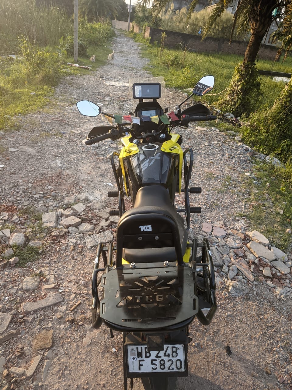 GPS Mount & Switch Panel - Suzuki GIXXER